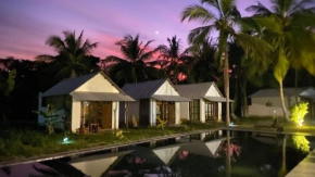 Tomorrow Land Safari Hotel